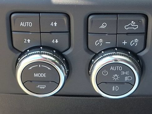 Used 2025 GMC Sierra 1500 AT4X AWD/4WD image 24