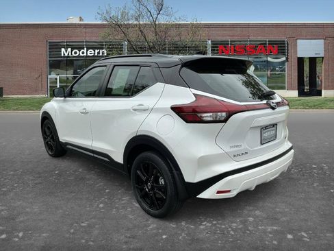 Certified 2023 Nissan Kicks SR w/ SR Premium Package FWD image 2