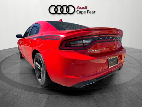 Used 2016 Dodge Charger R/T image 3