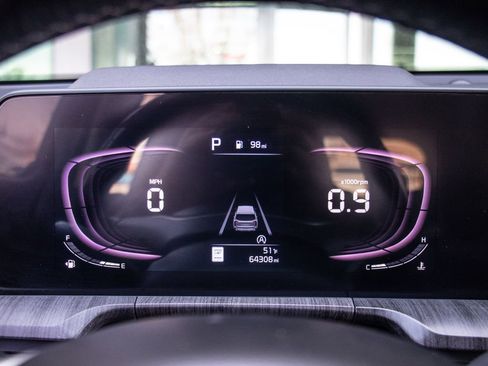 Used 2023 Kia Telluride EX w/ EX Captain's Chair Package image 14