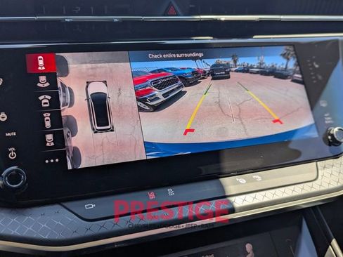 New 2025 Jeep Wagoneer S Limited image 17