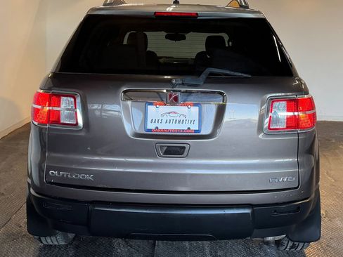 Used 2009 Saturn Outlook XE w/ Preferred Package image 6