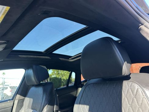 Used 2022 BMW X6 M50i w/ Executive Package image 32