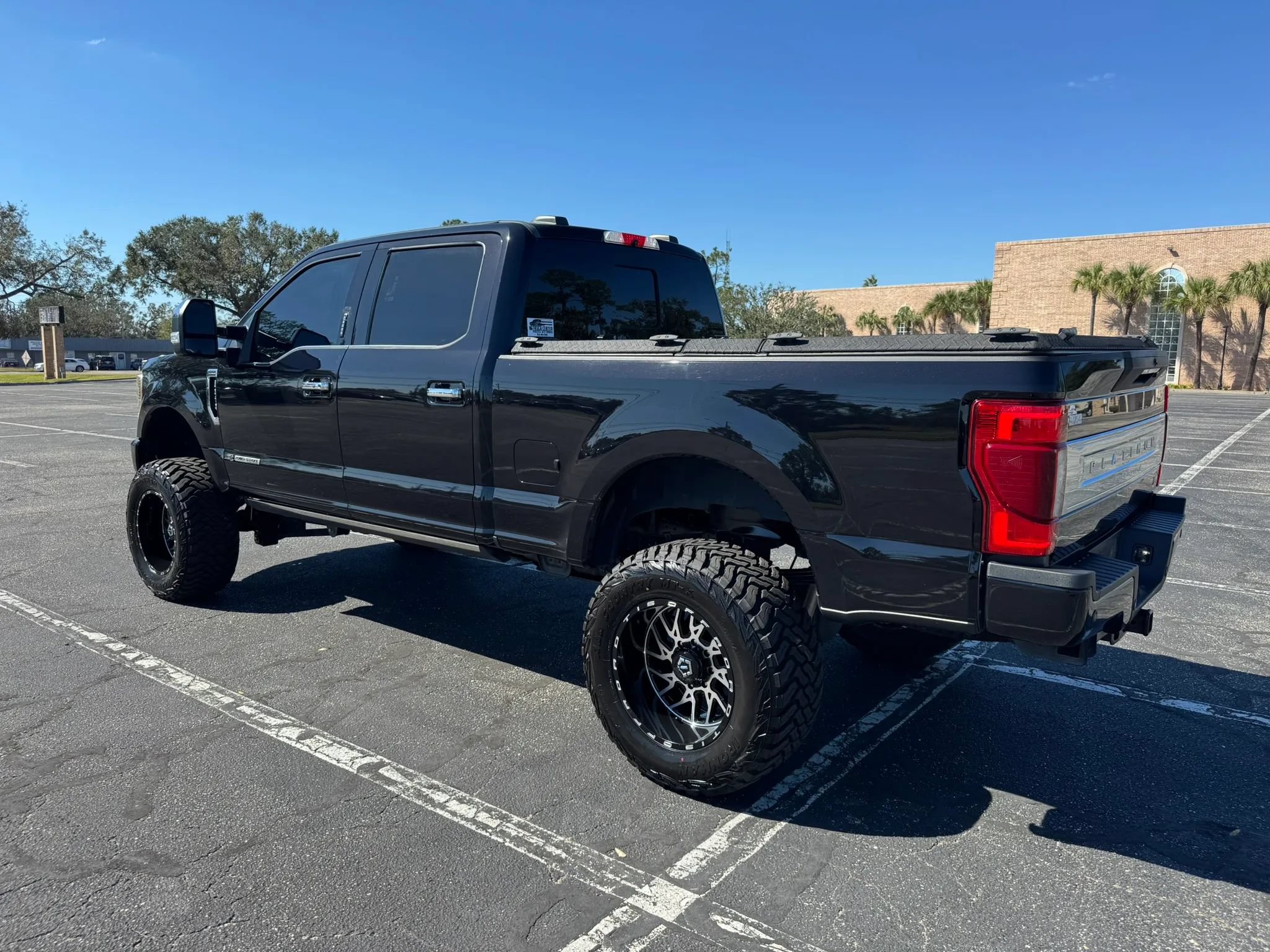 Used 2020 Ford F250 Platinum AWD/4WD image 8