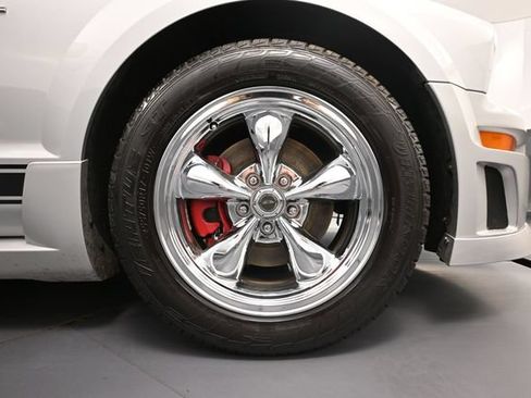 Used 2006 Ford Mustang GT Premium RWD image 14