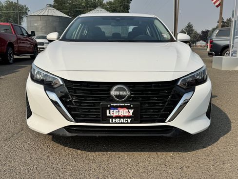 Used 2025 Nissan Sentra S FWD image 8