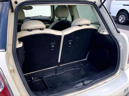 Used 2011 MINI Cooper Hardtop image 16