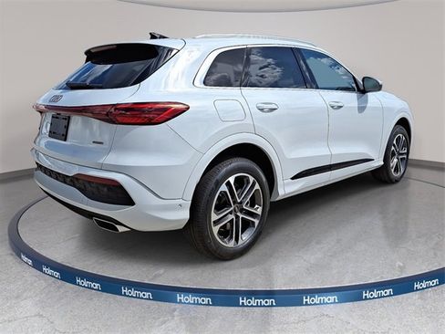 New 2025 Audi Q5 Premium Plus image 3