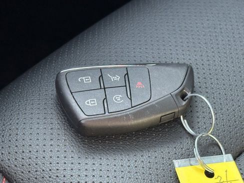 Used 2025 Chevrolet Traverse Z71 w/ Driver Confidence Package image 35