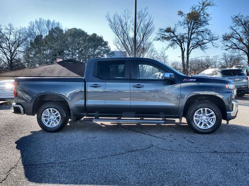 Used 2019 Chevrolet Silverado 1500 LT w/ All-Star Edition image 9