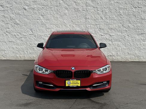Used 2013 BMW 335i xDrive Sedan AWD/4WD image 4