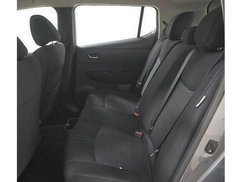 Used 2025 Nissan Leaf S FWD image 6