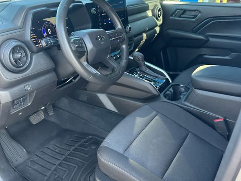 Used 2024 Chevrolet Colorado Trail Boss w/ Technology Package AWD/4WD image 12