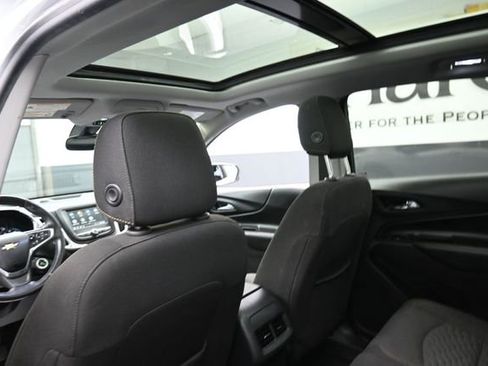 Used 2019 Chevrolet Equinox LT FWD image 24