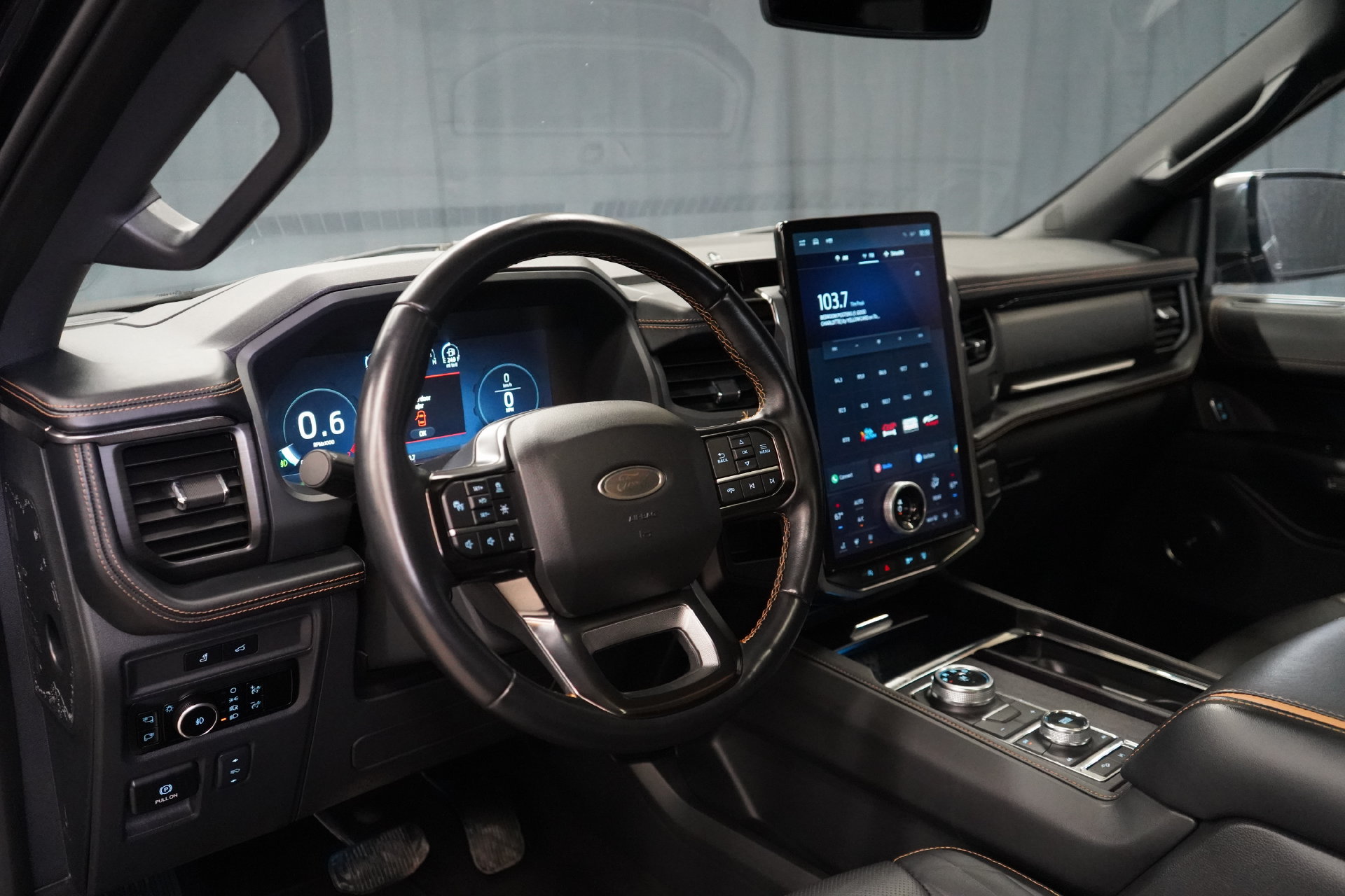 Used 2024 Ford Expedition Max Platinum AWD/4WD image 14