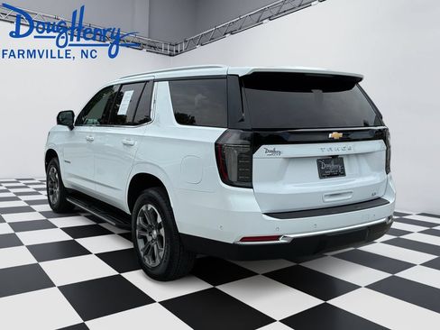 Used 2025 Chevrolet Tahoe LT w/ Comfort Package AWD/4WD image 3