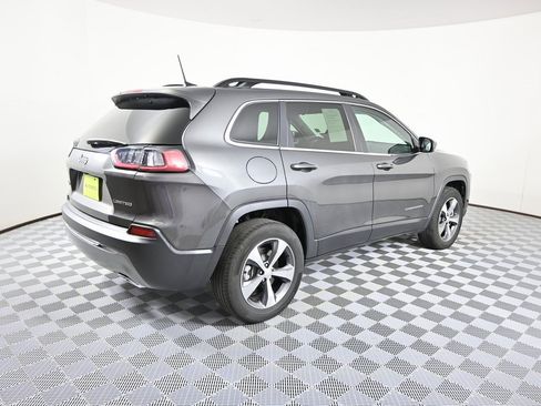Used 2022 Jeep Cherokee Limited image 6