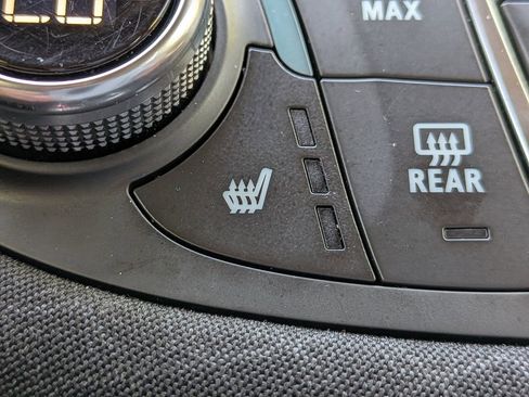 Used 2024 Chevrolet Malibu LT image 21