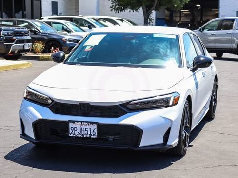 Used 2025 Honda Civic Sport image 5