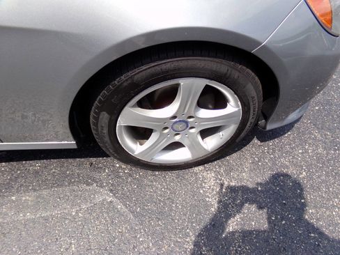Used 2015 Mercedes-Benz E 350 4MATIC Sedan image 44