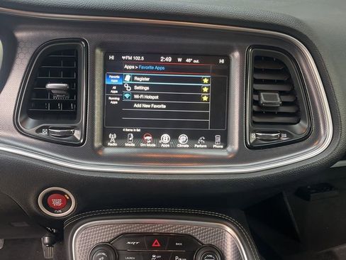 Used 2016 Dodge Challenger SRT Hellcat image 9