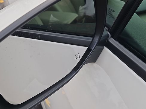 Certified 2023 Subaru Legacy Limited image 18