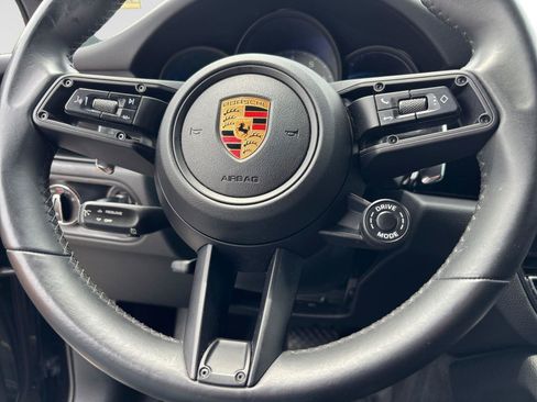 Used 2022 Porsche Macan S w/ Premium Package Plus AWD/4WD image 28