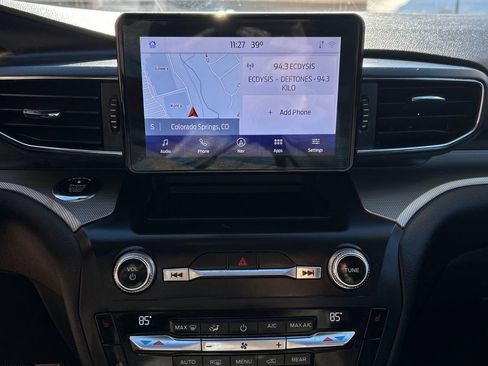 Used 2020 Ford Explorer XLT w/ Equipment Group 202A image 27