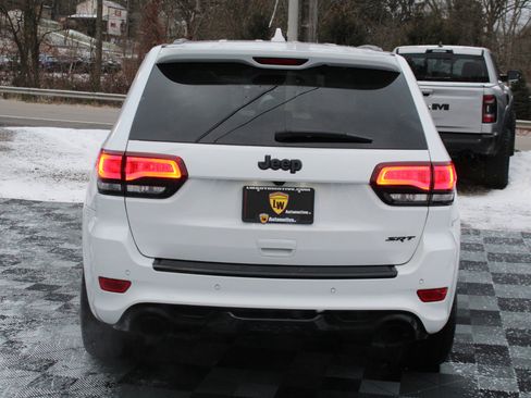 Used 2020 Jeep Grand Cherokee SRT w/ Trailer Tow Group IV image 6