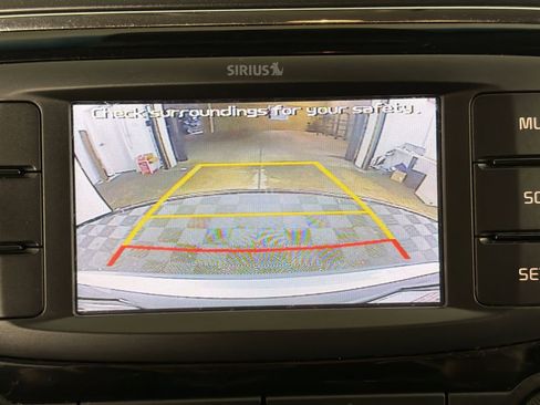 Used 2018 Kia Forte LX w/ LX Rear Camera Package image 27