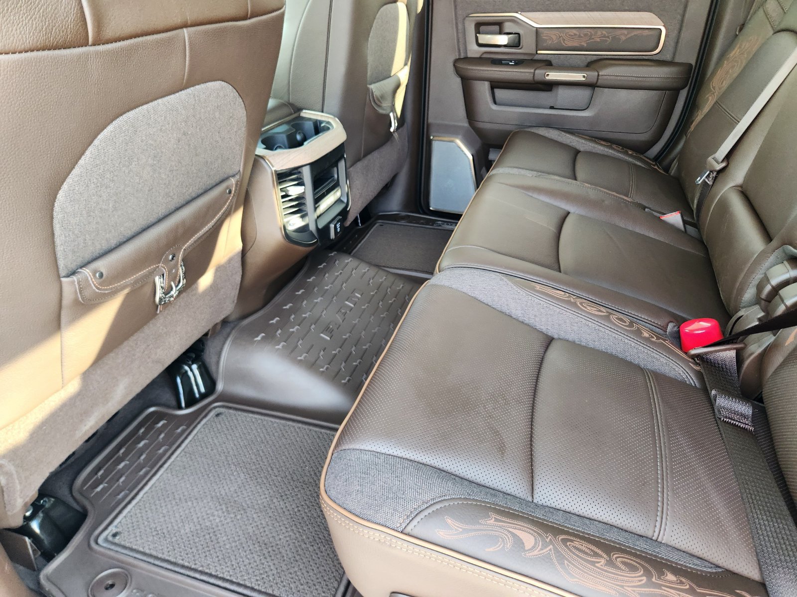 New 2027 RAM 2500 Limited AWD/4WD image 26