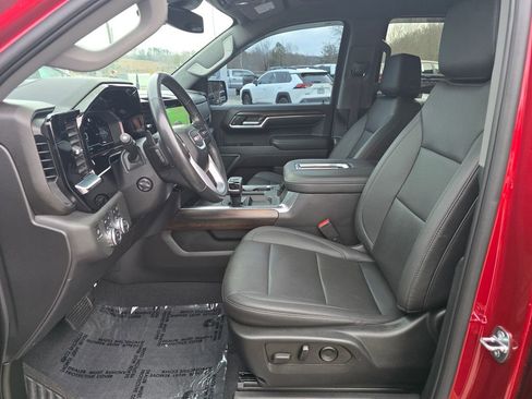 Used 2022 GMC Sierra 1500 SLT w/ SLT Premium Plus Package image 4