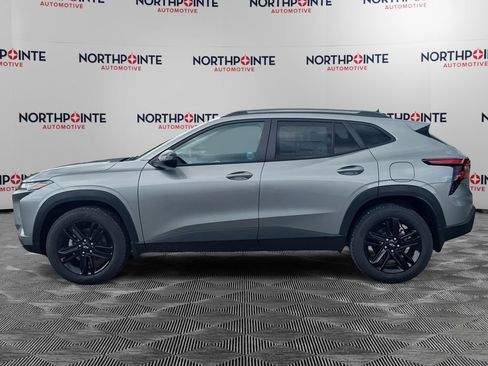 New 2025 Chevrolet Trax ACTIV w/ Driver Confidence Package FWD image 3