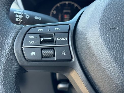 Used 2024 Honda HR-V LX image 24