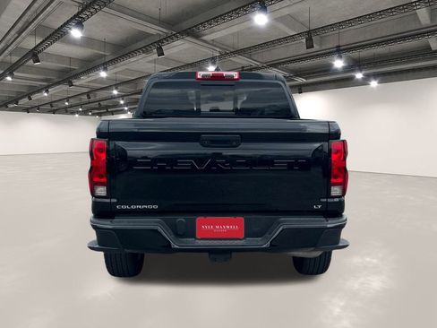 Used 2024 Chevrolet Colorado LT w/ LT Convenience Package image 15