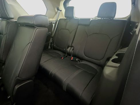 Used 2025 Honda Pilot EX-L image 30