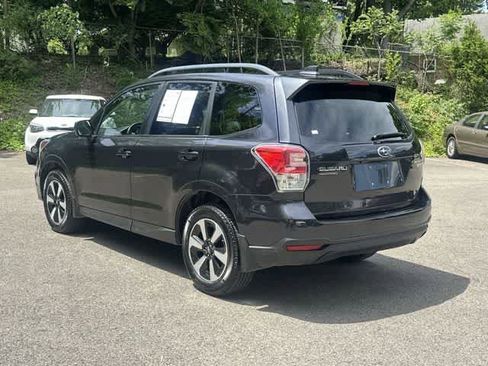 Used 2017 Subaru Forester 2.5i Premium AWD/4WD image 21