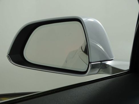 Used 2019 Tesla Model 3 Mid Range image 40