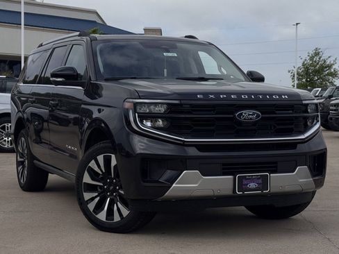 New 2026 Ford Expedition Max Platinum AWD/4WD image 2