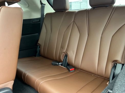 Certified 2025 Acura MDX FWD w/ Technology Package image 16