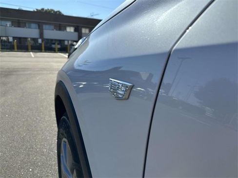 Certified 2022 Cadillac XT4 Premium Luxury w/ Enhanced Visibility Package image 40