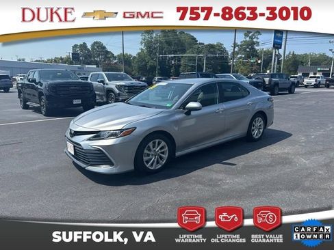 Used 2023 Toyota Camry LE image 16