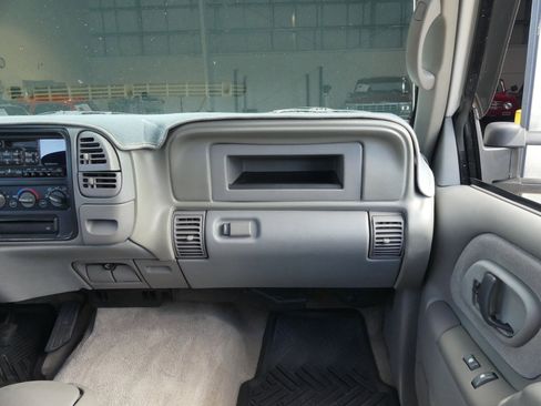 Used 2000 Chevrolet Silverado 3500 2WD Crew Cab image 71