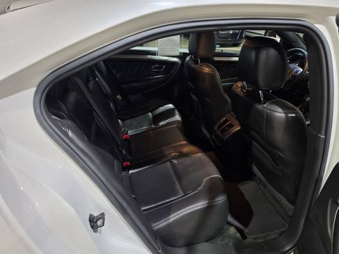 Used 2016 Ford Taurus SEL FWD image 31