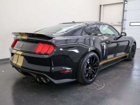 Used 2018 Ford Mustang Shelby GT350 w/ Electronics Package RWD image 3