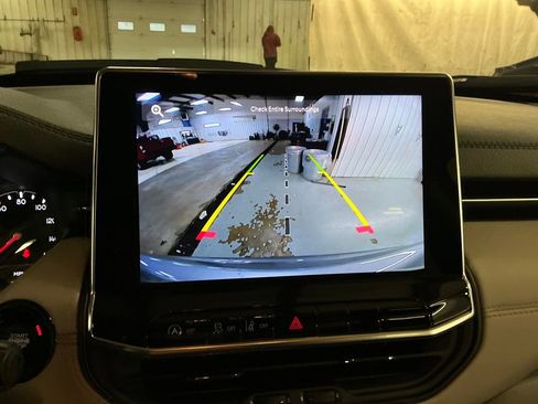 Certified 2022 Jeep Compass Limited image 22