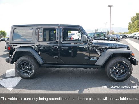 Used 2023 Jeep Wrangler Unlimited AWD/4WD image 7