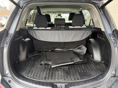 Used 2017 Toyota RAV4 XLE image 24