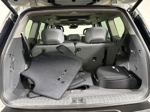 Used 2024 Kia EV9 Wind image 26