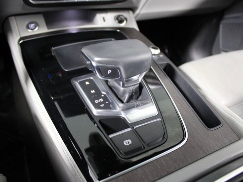 Used 2022 Audi Q5 2.0T Premium Plus image 26